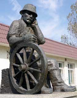 1 1 Pomnik soltysa z wachocka fot Grzegorz Micua