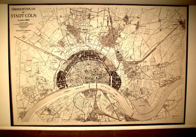 Plan Kolonii z roku 1902 w recepcji Starego Ratusza - fot. Cezary Rudziński