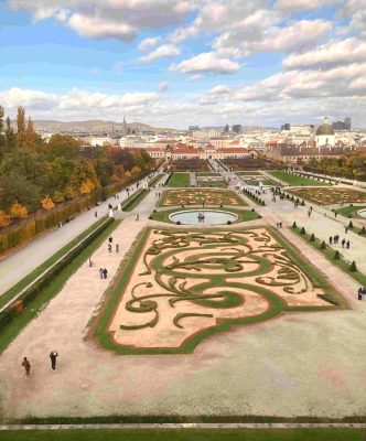 Widok na Wiedeń z Pałacu / Galerii Górny Belweder